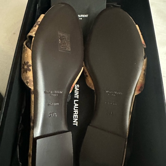Saint Laurent Tan and Black Sandals with Open Back - Picture 3 of 3